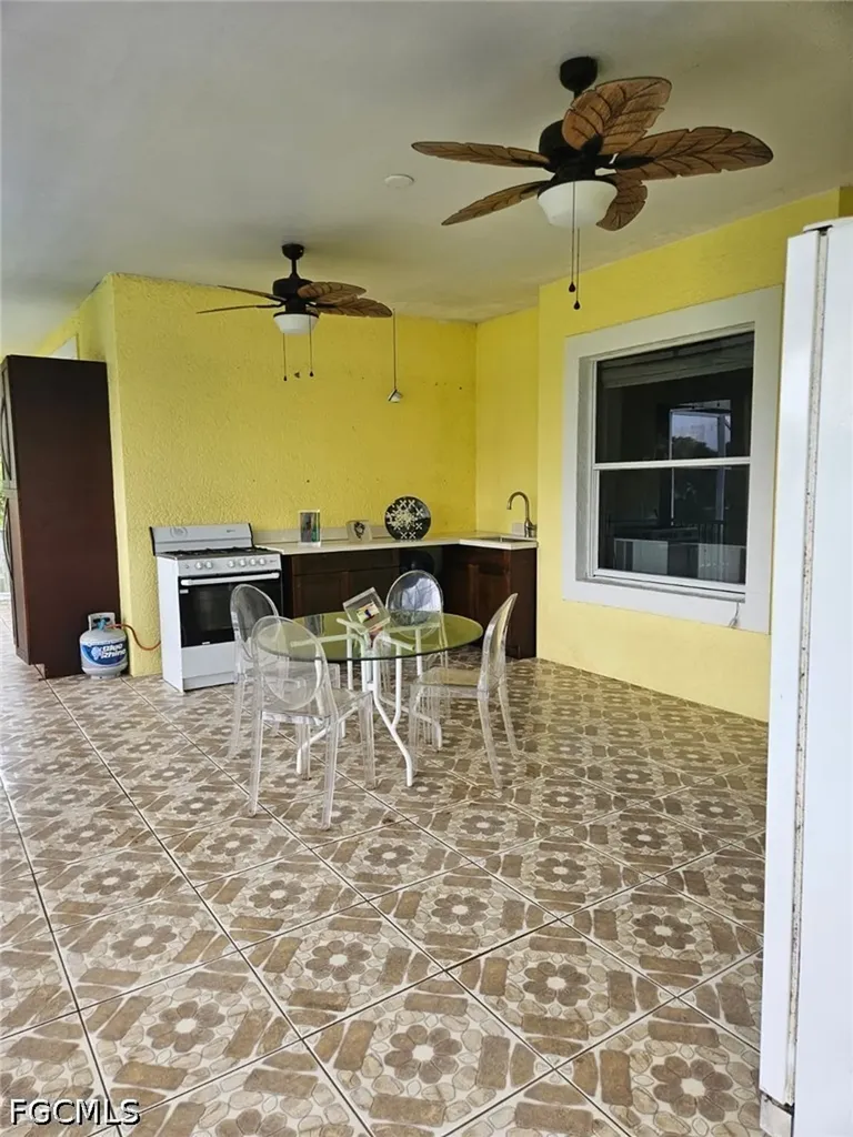 915 Barbara Court Lehigh Acres FL 33974