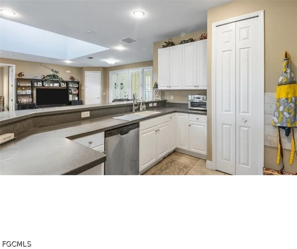 915 Barbara Court Lehigh Acres FL 33974