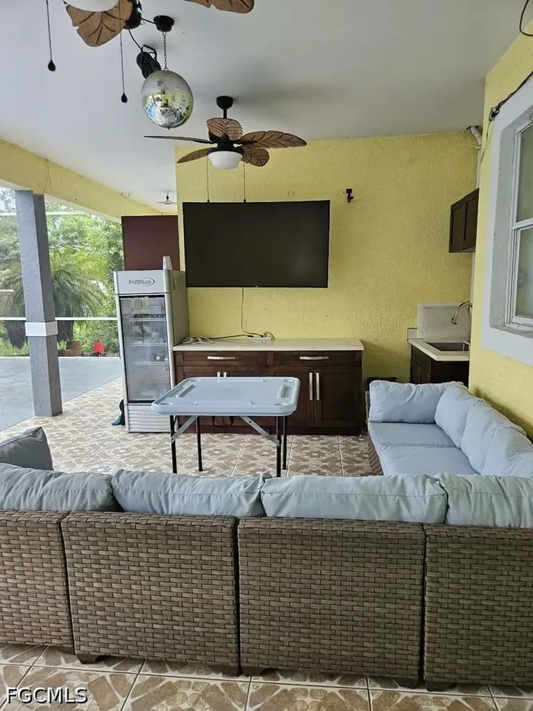 915 Barbara Court Lehigh Acres FL 33974