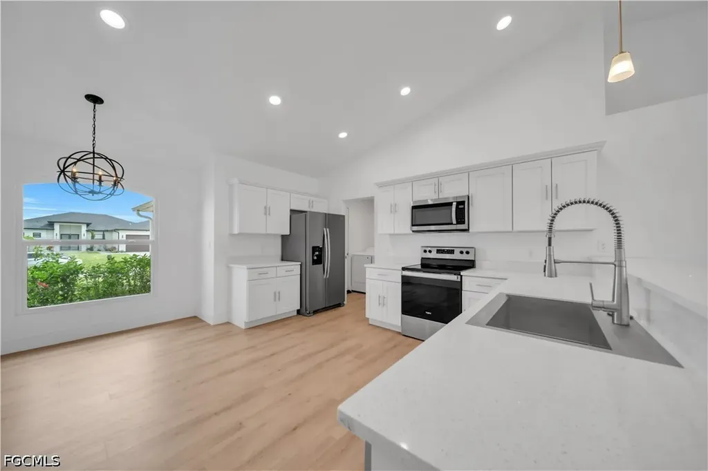 2007 NW 21st Street Cape Coral FL 33993