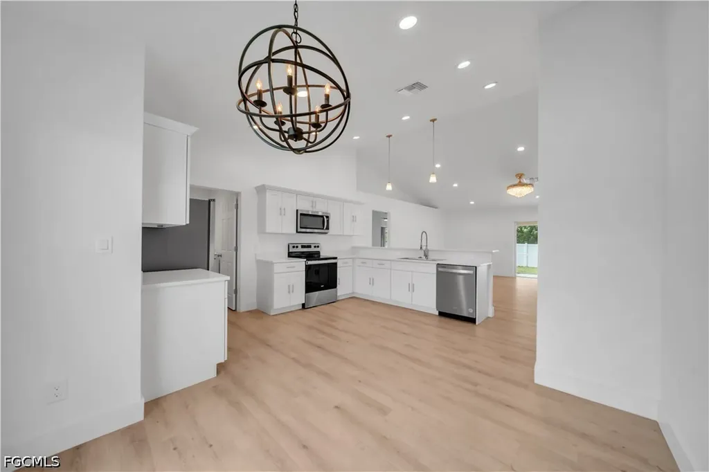 2007 NW 21st Street Cape Coral FL 33993