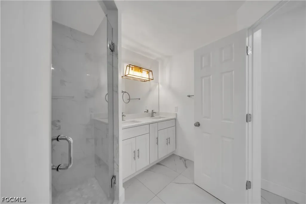 2007 NW 21st Street Cape Coral FL 33993