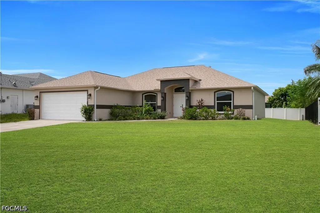 2007 NW 21st Street Cape Coral FL 33993