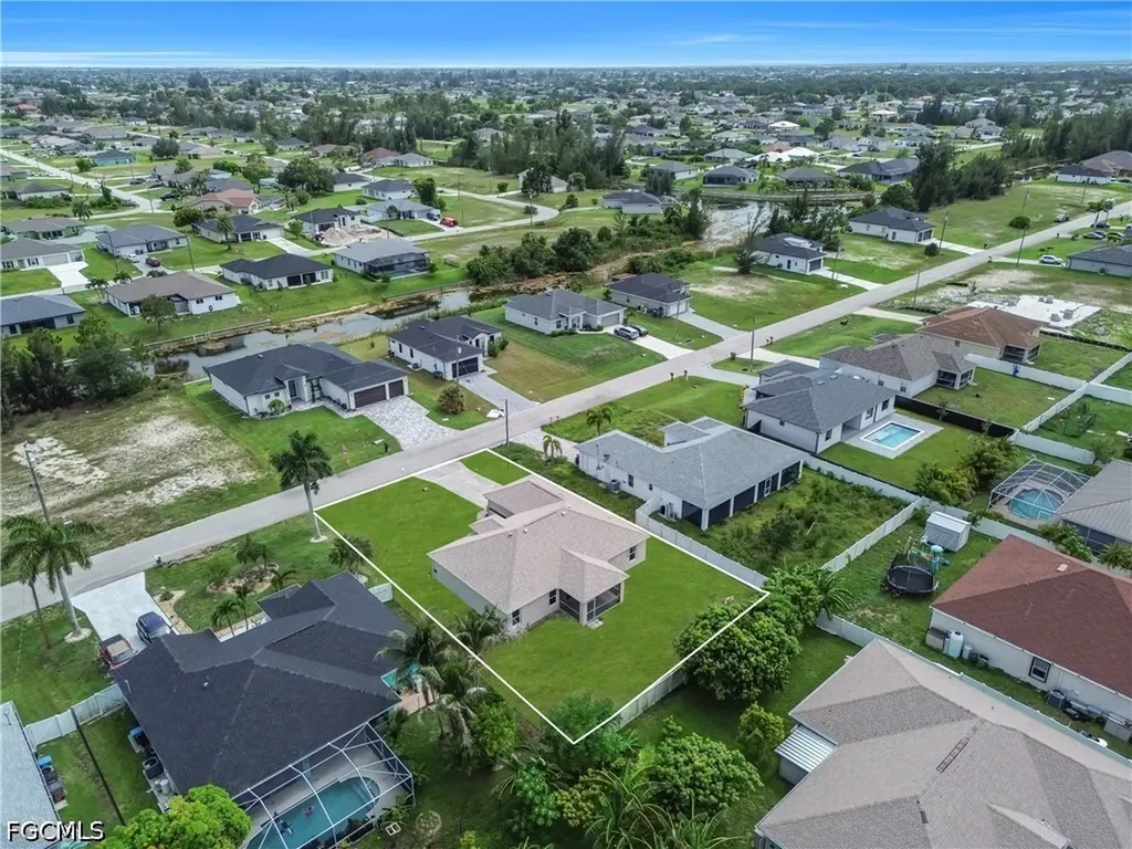 2007 NW 21st Street Cape Coral FL 33993