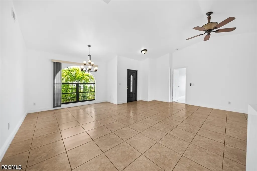 2214 SW 13th Avenue Cape Coral FL 33991