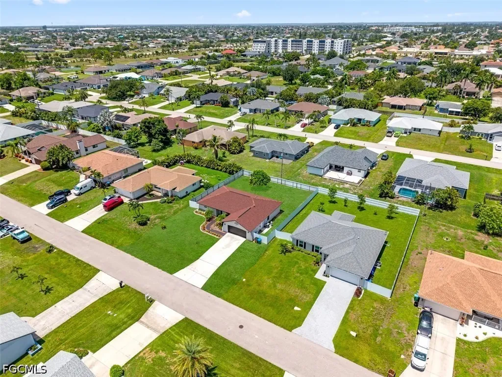 2214 SW 13th Avenue Cape Coral FL 33991