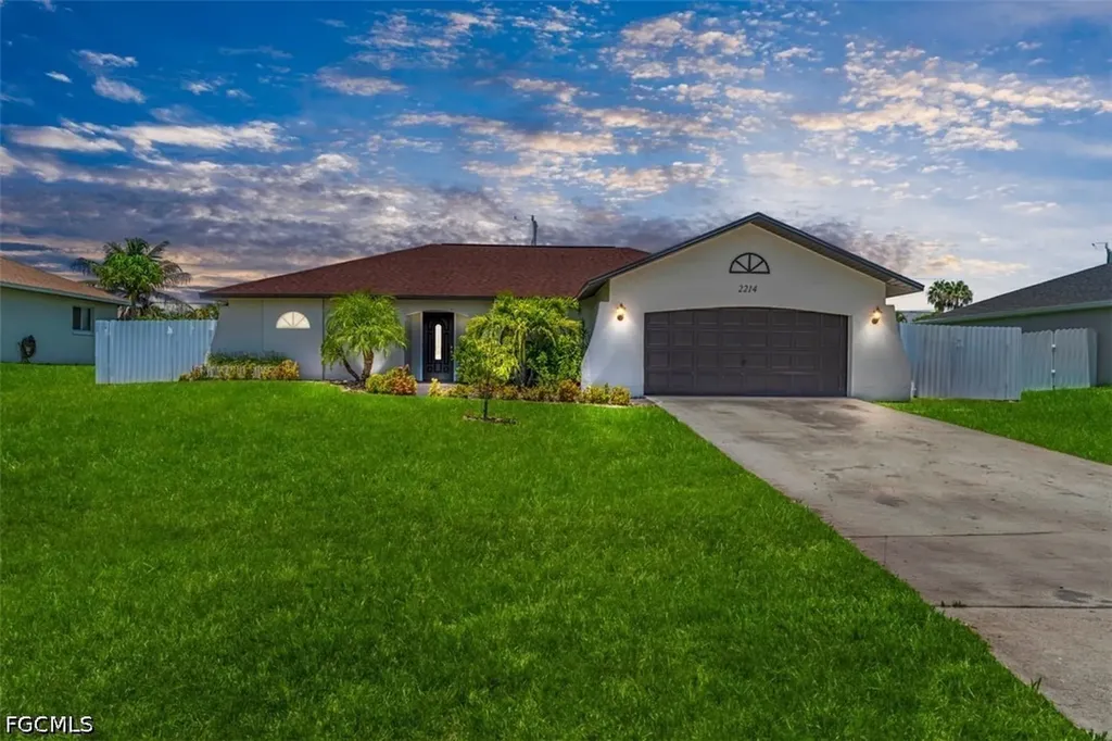 2214 SW 13th Avenue Cape Coral FL 33991