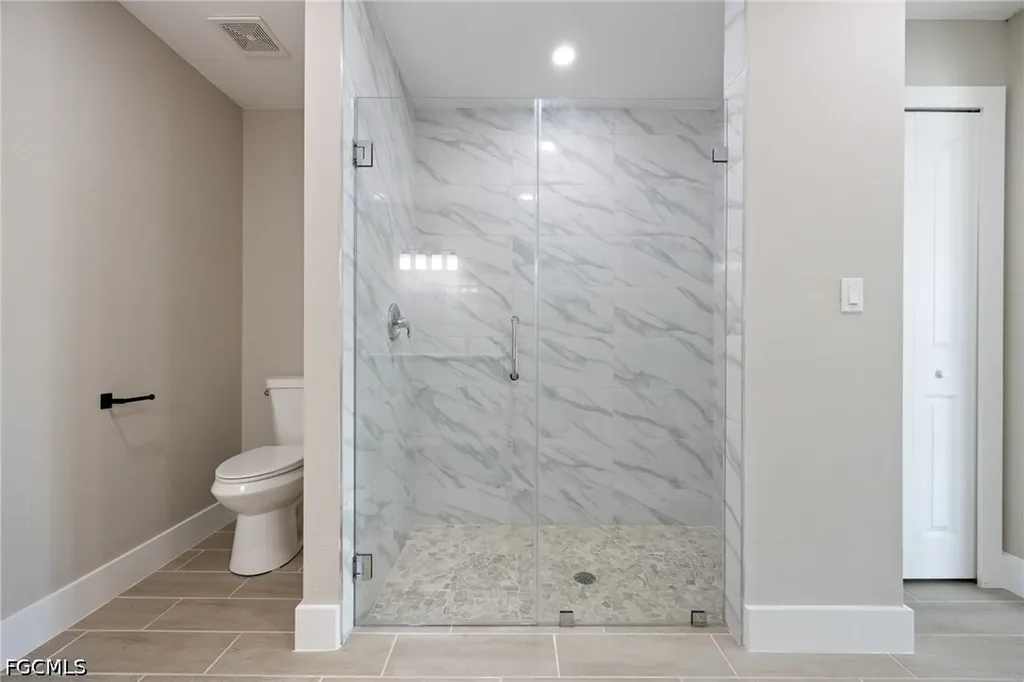 2802 NW 3rd Place Cape Coral FL 33993