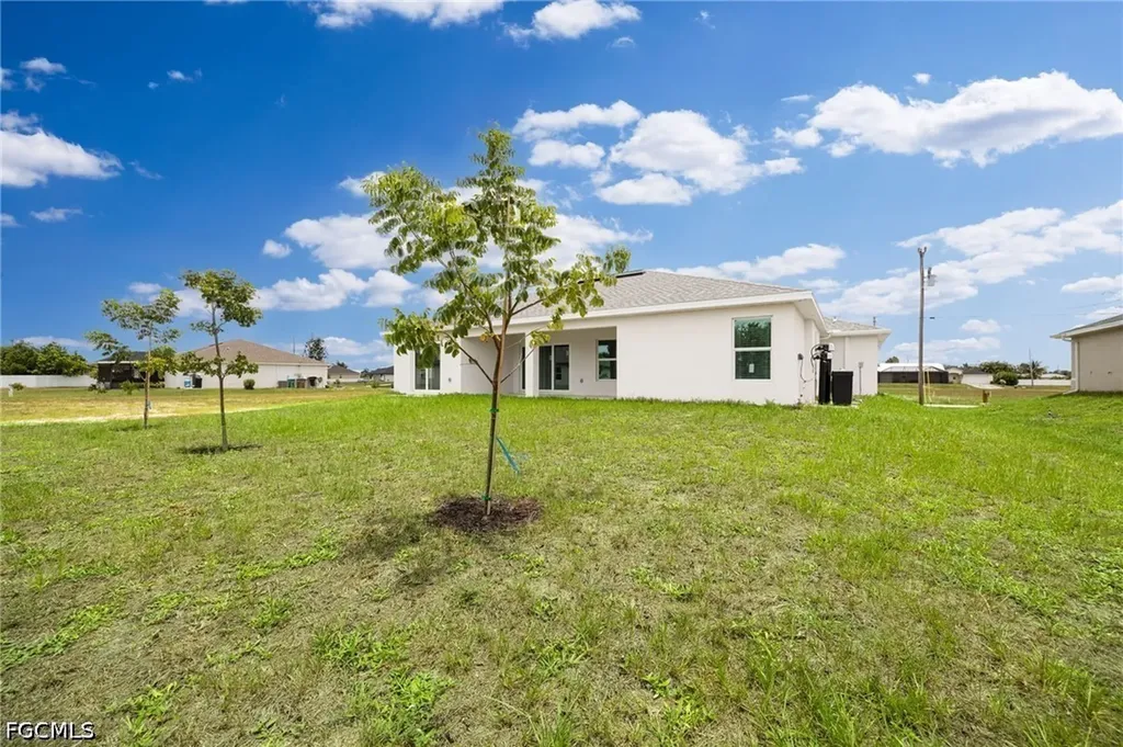 2802 NW 3rd Place Cape Coral FL 33993