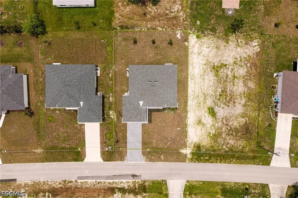 2802 NW 3rd Place Cape Coral FL 33993