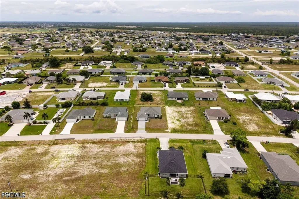 2802 NW 3rd Place Cape Coral FL 33993