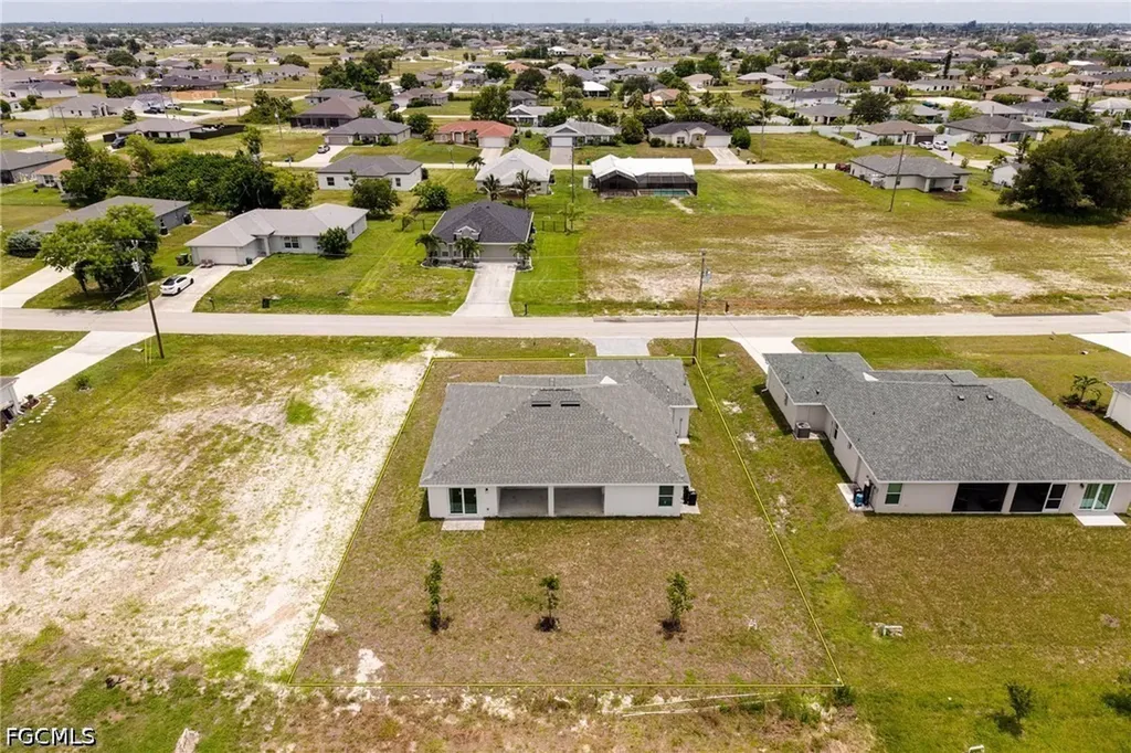 2802 NW 3rd Place Cape Coral FL 33993