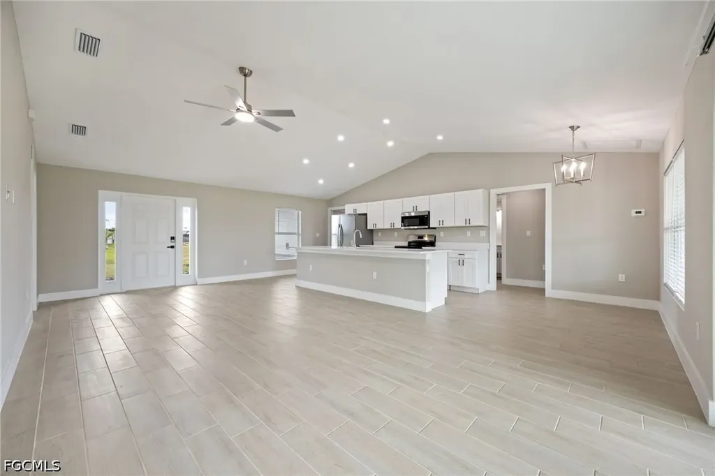 2802 NW 3rd Place Cape Coral FL 33993