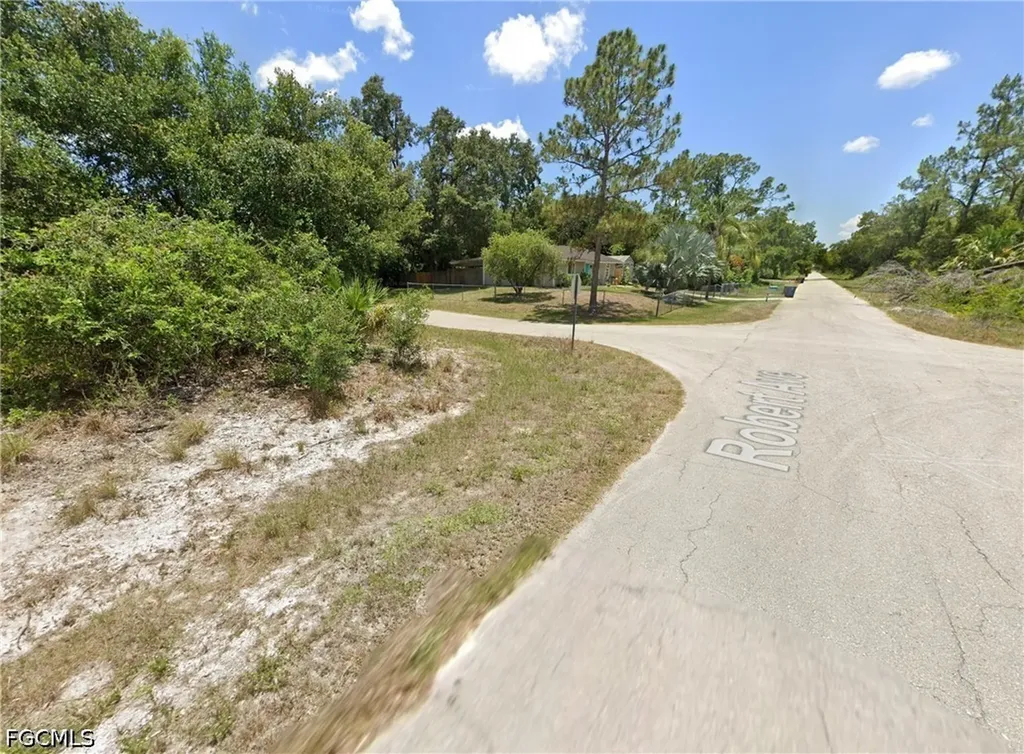 1900 Robert Avenue Lehigh Acres FL 33972
