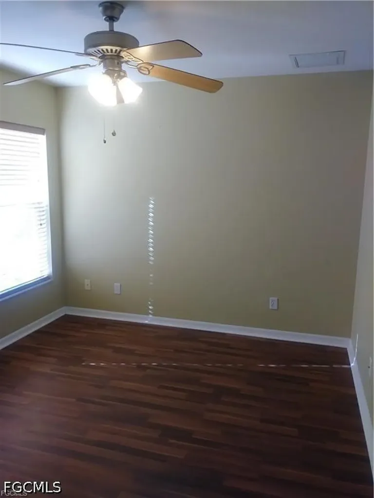 1624 SW 4th Avenue Cape Coral FL 33991