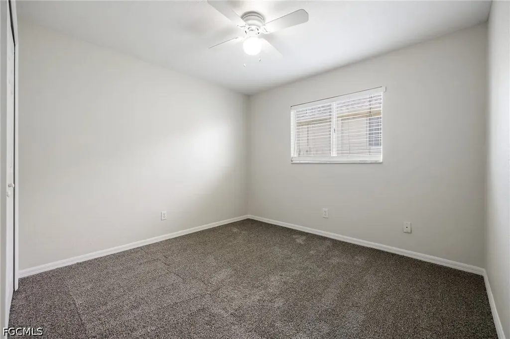 1418 SW 11th Place Cape Coral FL 33991
