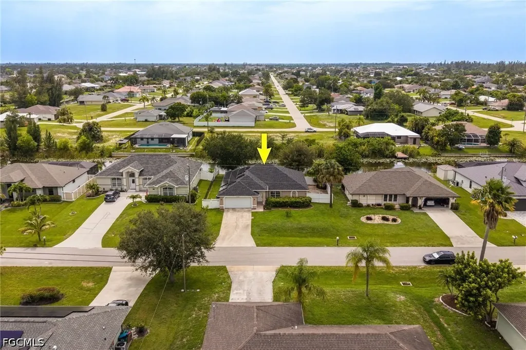 1418 SW 11th Place Cape Coral FL 33991
