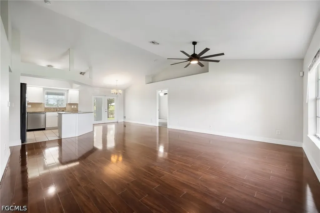1418 SW 11th Place Cape Coral FL 33991