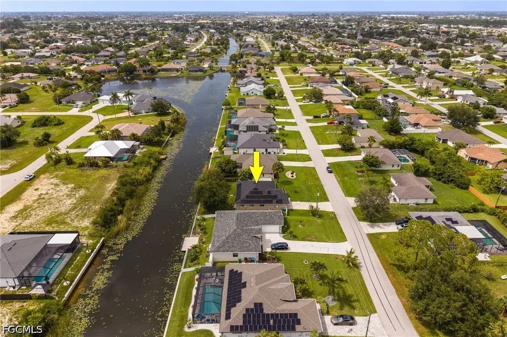 1418 SW 11th Place Cape Coral FL 33991