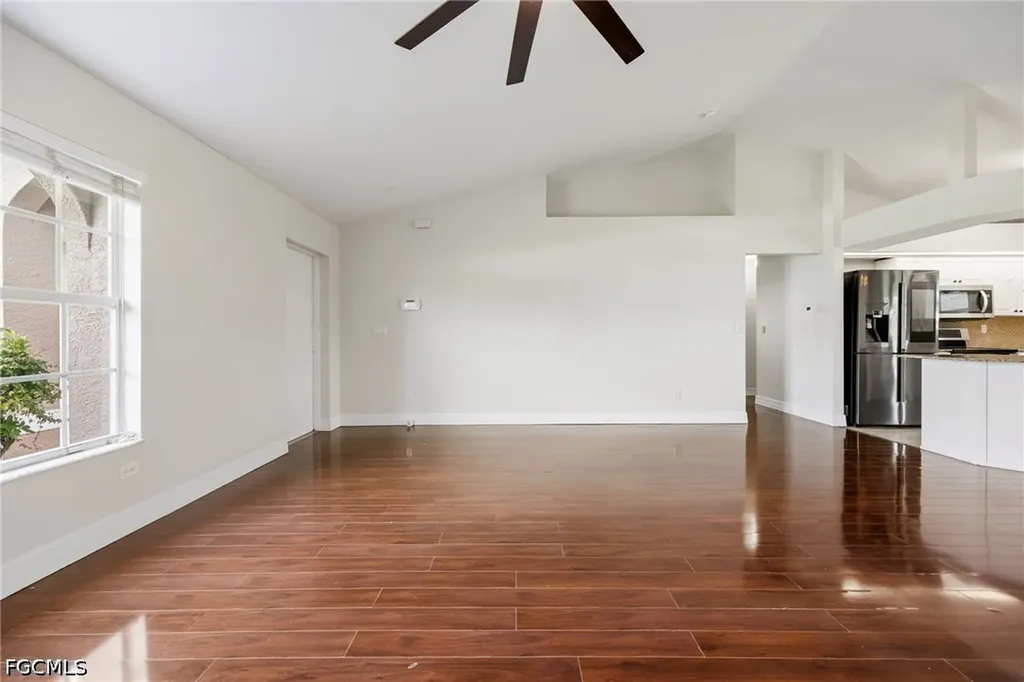 1418 SW 11th Place Cape Coral FL 33991