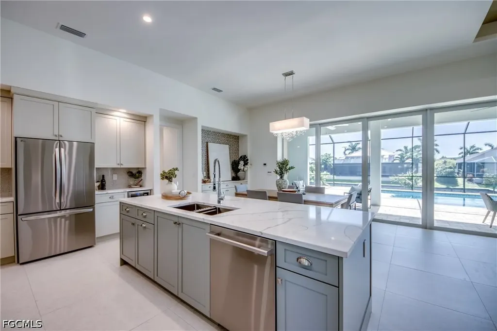 3935 SW 17th Place Cape Coral FL 33914