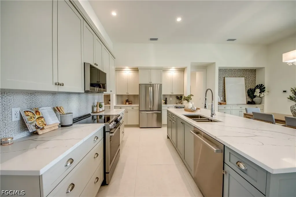 3935 SW 17th Place Cape Coral FL 33914