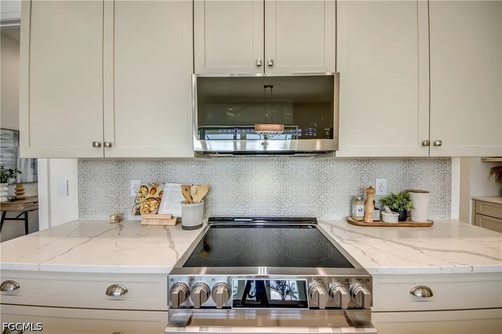 3935 SW 17th Place Cape Coral FL 33914