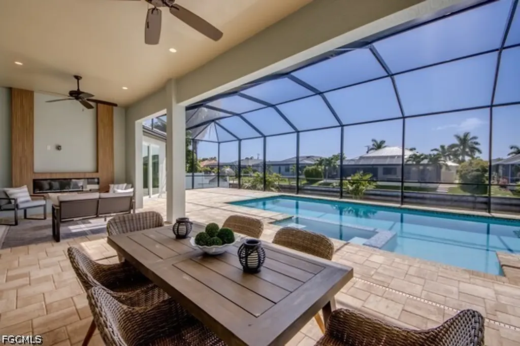 3935 SW 17th Place Cape Coral FL 33914