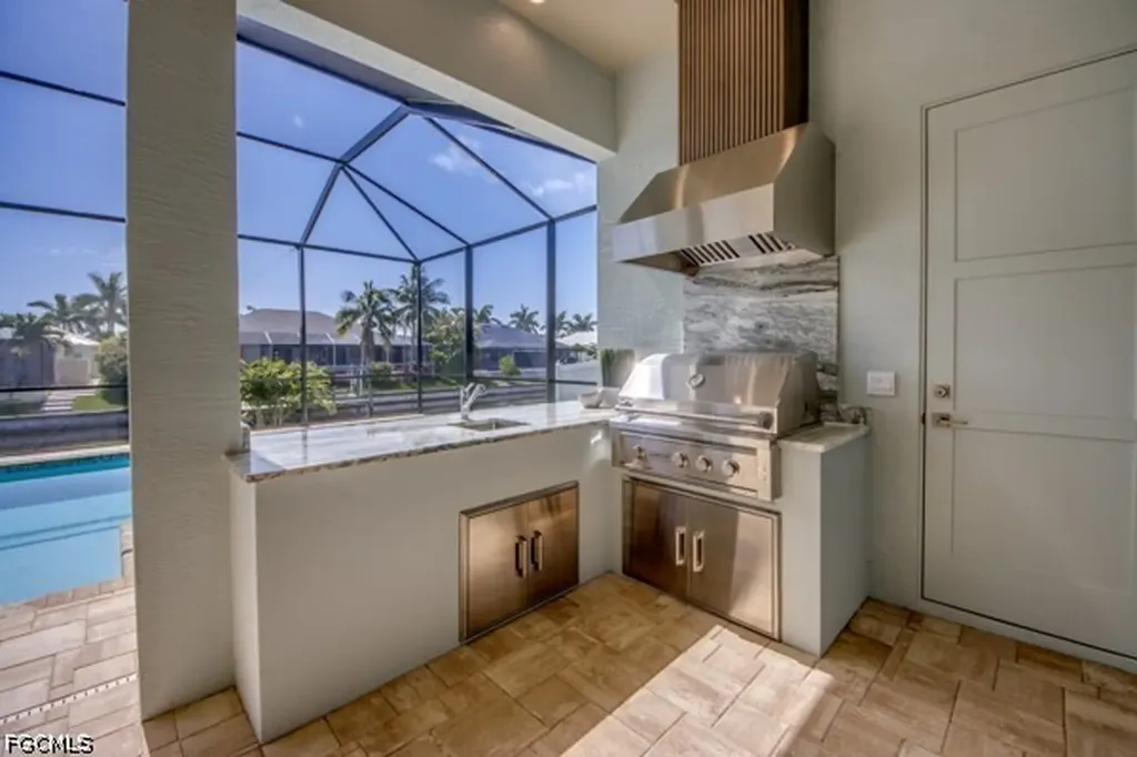 3935 SW 17th Place Cape Coral FL 33914