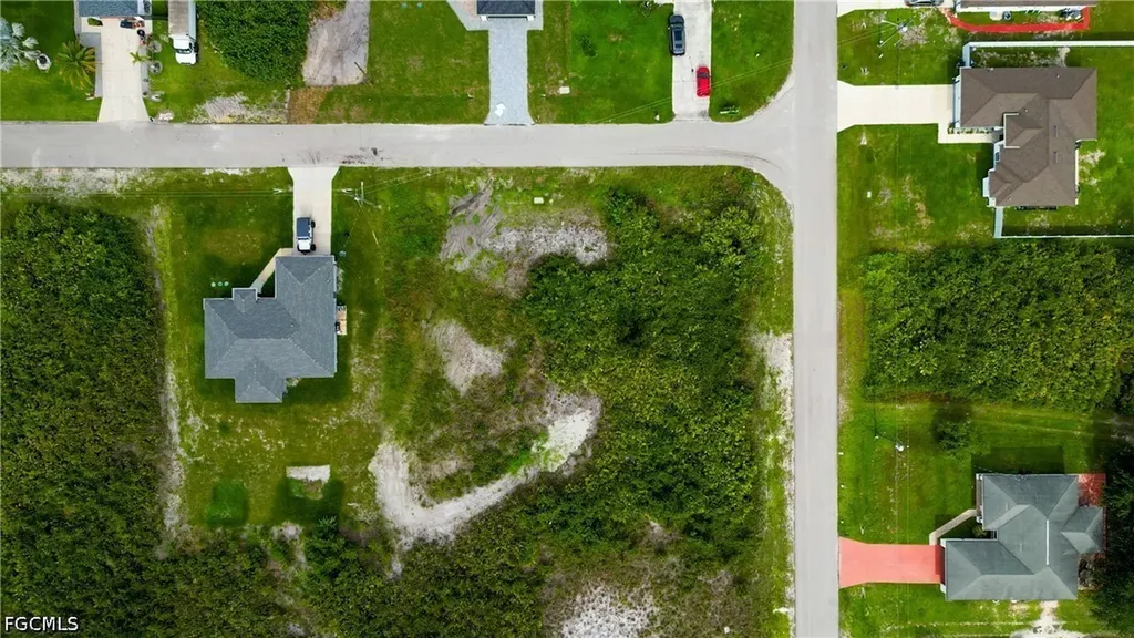 4628 & 4630 Dora Avenue N Lehigh Acres FL 33971