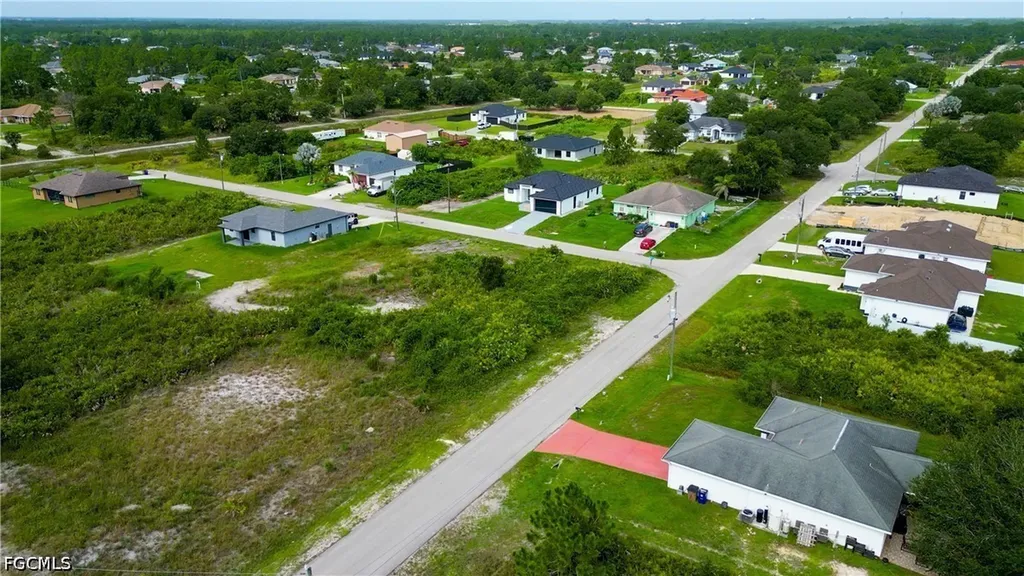 4628 & 4630 Dora Avenue N Lehigh Acres FL 33971
