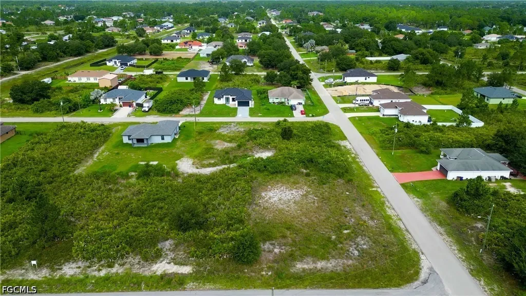 4628 & 4630 Dora Avenue N Lehigh Acres FL 33971
