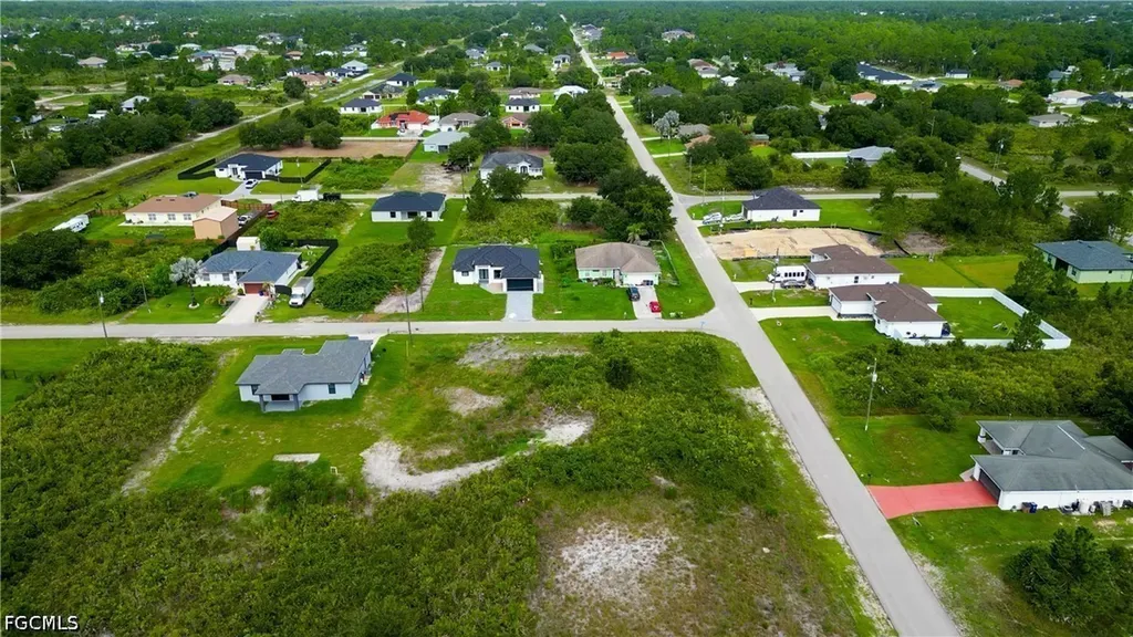 4628 & 4630 Dora Avenue N Lehigh Acres FL 33971