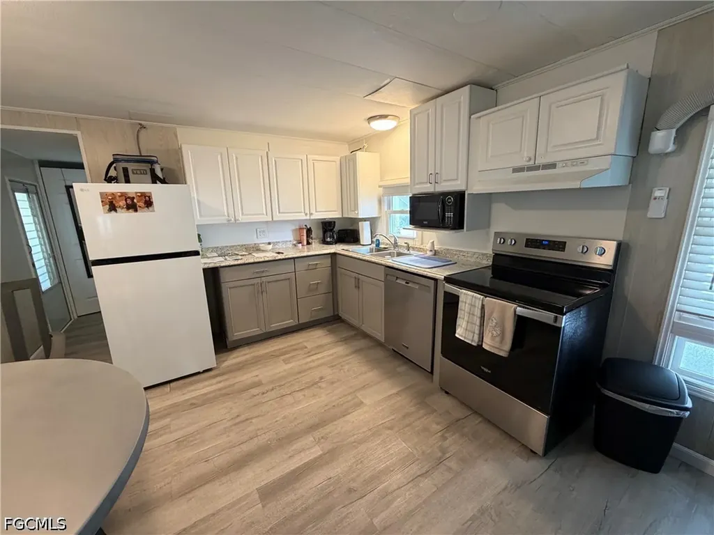 3 Galleon Way Fort Myers Beach FL 33931