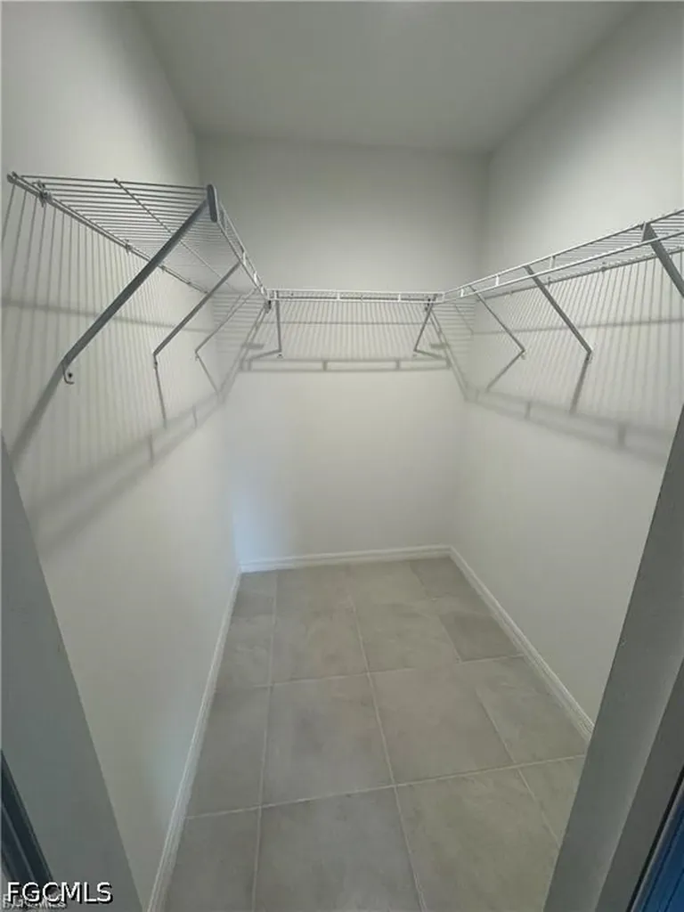 1536 NW 24th Avenue Cape Coral FL 33993
