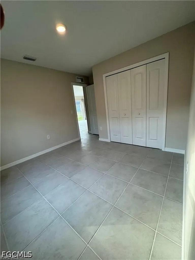 1536 NW 24th Avenue Cape Coral FL 33993