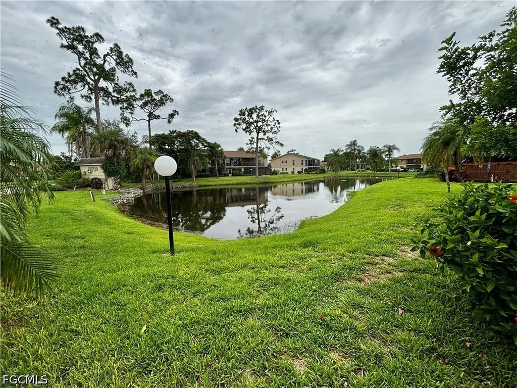5660 Foxlake Drive North Fort Myers FL 33917
