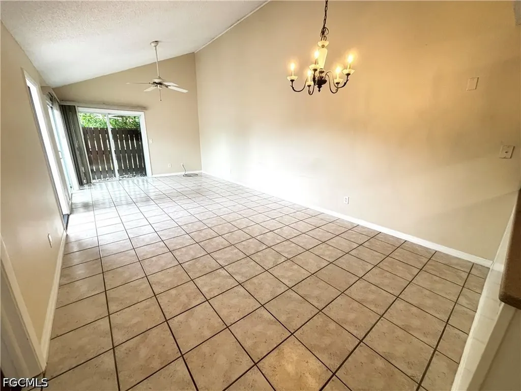 5660 Foxlake Drive North Fort Myers FL 33917
