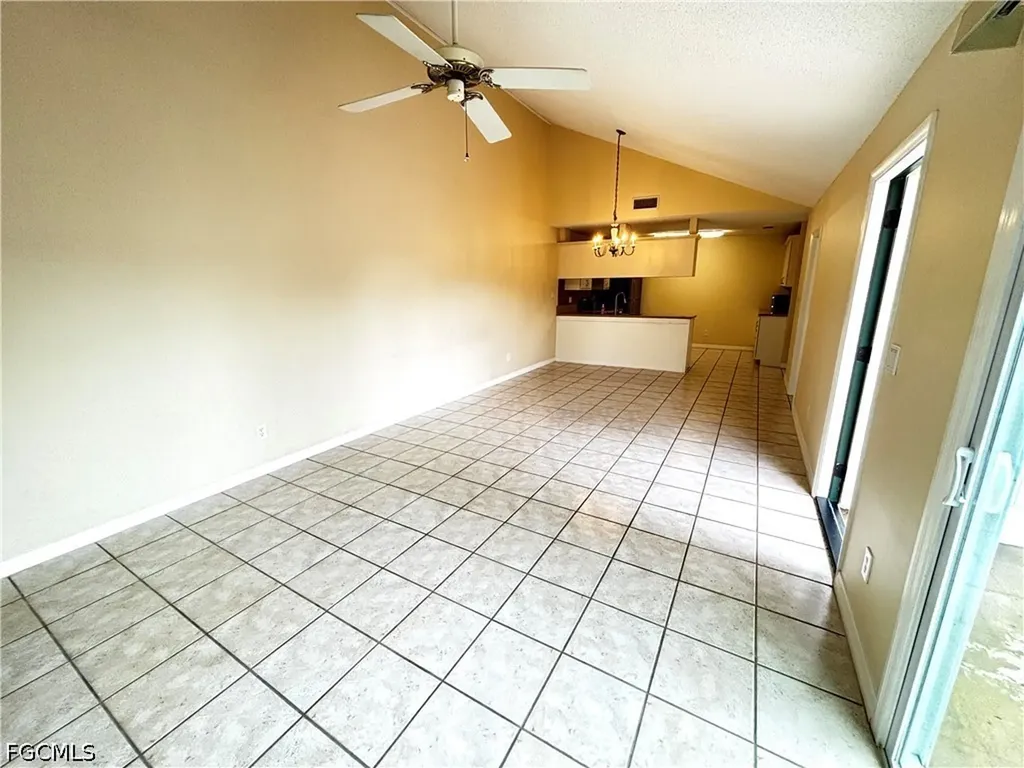 5660 Foxlake Drive North Fort Myers FL 33917