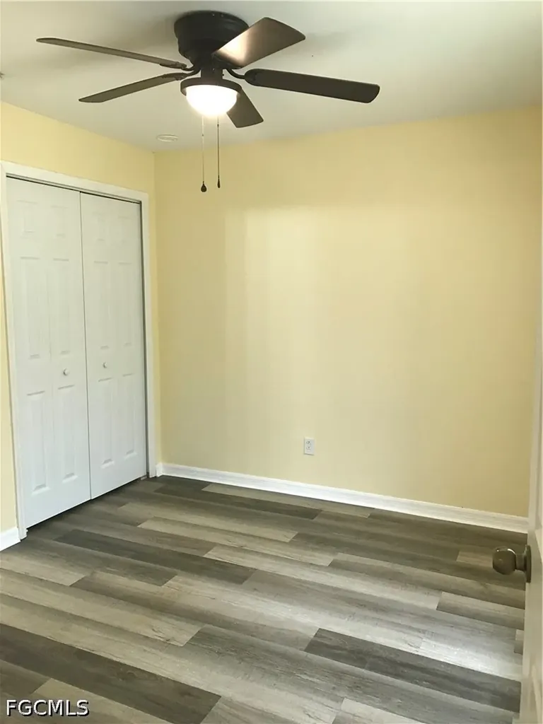 1427 NE 43rd Lane Cape Coral FL 33909