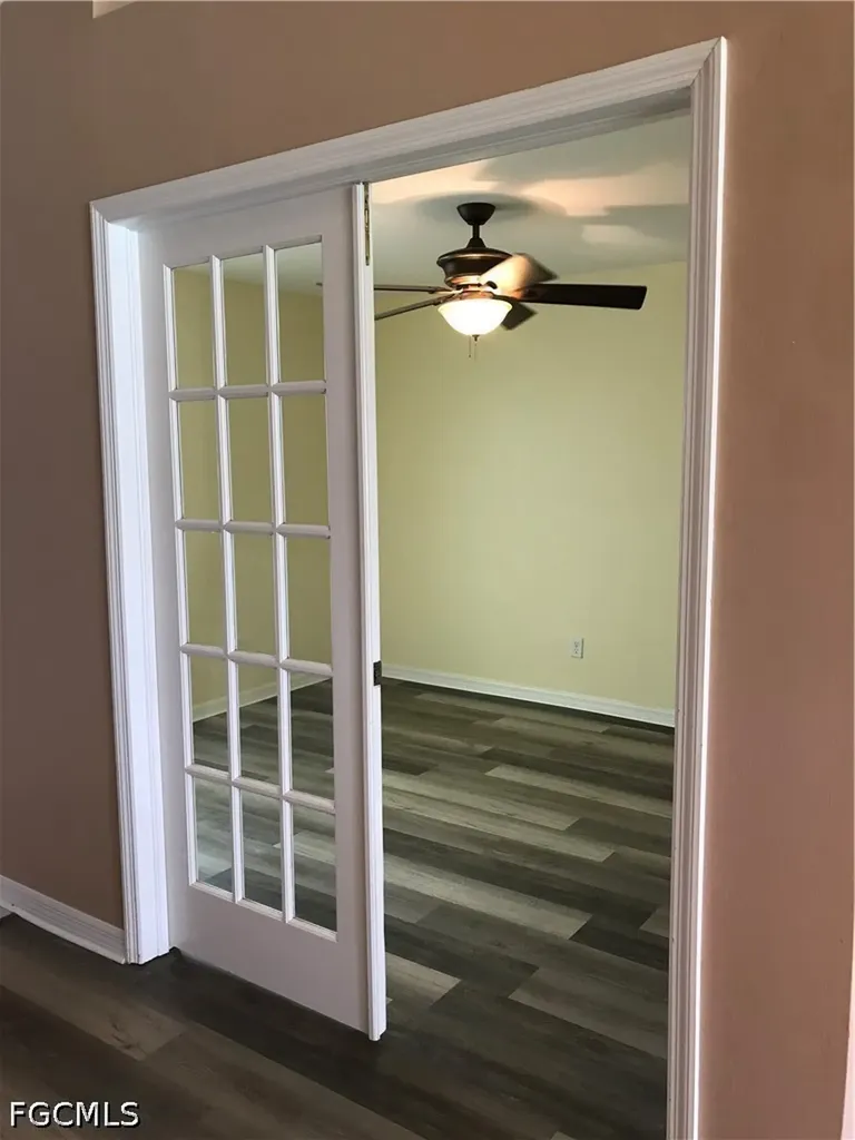 1427 NE 43rd Lane Cape Coral FL 33909