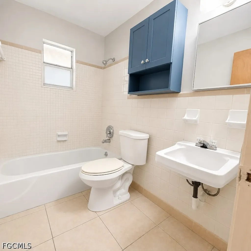 3304 Edgewood Avenue Fort Myers FL 33916