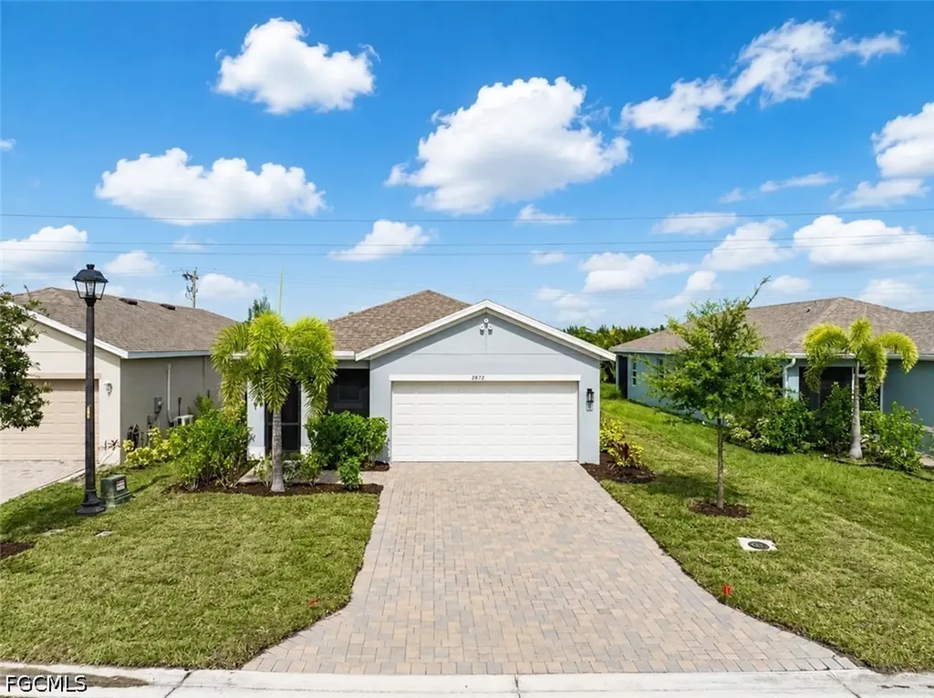 2872 Star Coral Drive North Fort Myers FL 33903