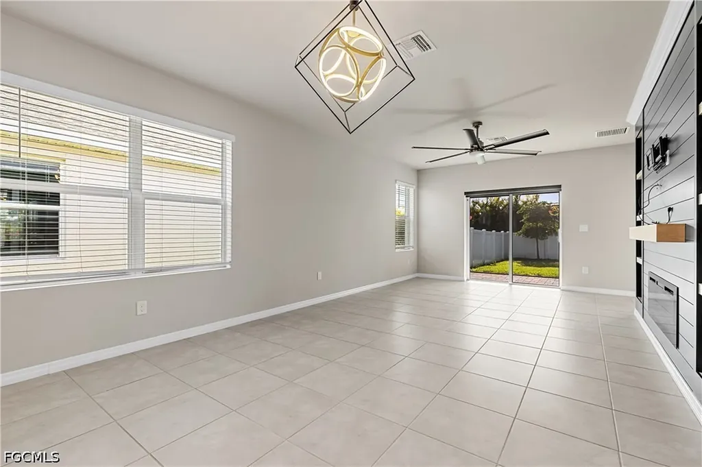 2872 Star Coral Drive North Fort Myers FL 33903