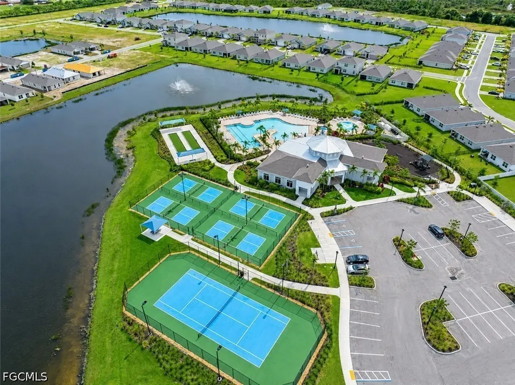 2872 Star Coral Drive North Fort Myers FL 33903