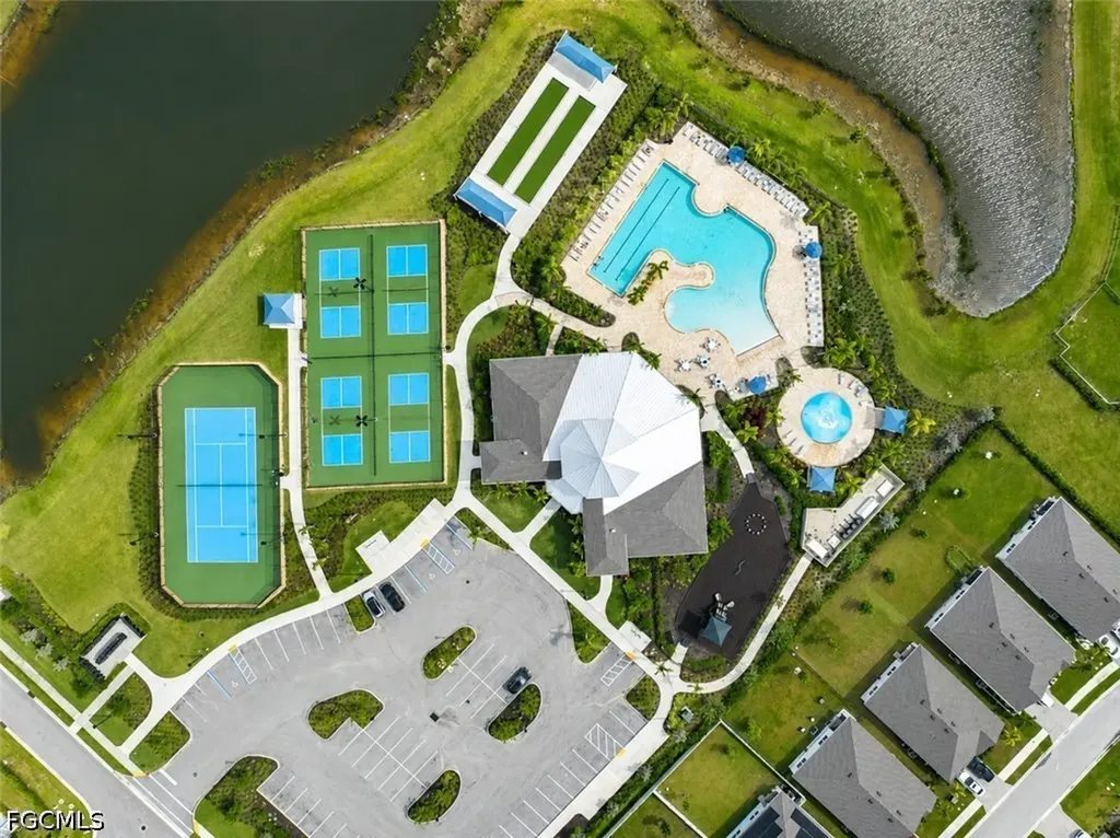 2872 Star Coral Drive North Fort Myers FL 33903