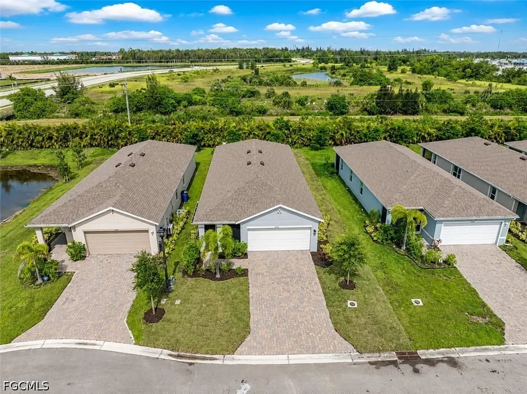 2872 Star Coral Drive North Fort Myers FL 33903