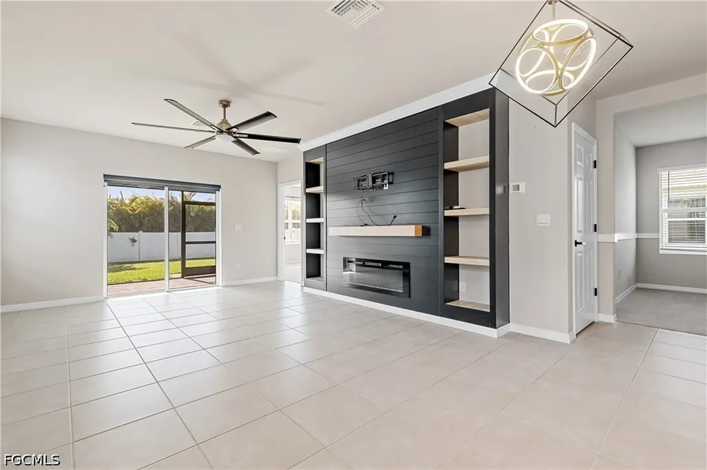 2872 Star Coral Drive North Fort Myers FL 33903