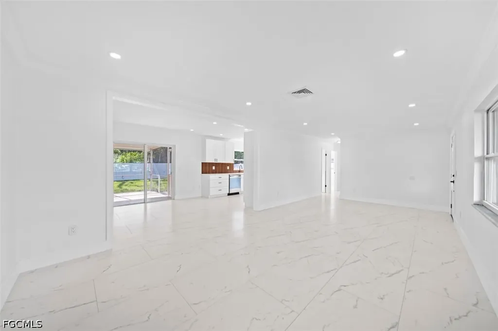 5551 Sunrise Drive Fort Myers FL 33919