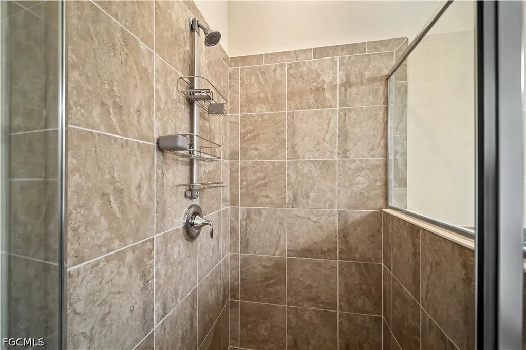 3357 Hampton Boulevard Alva FL 33920
